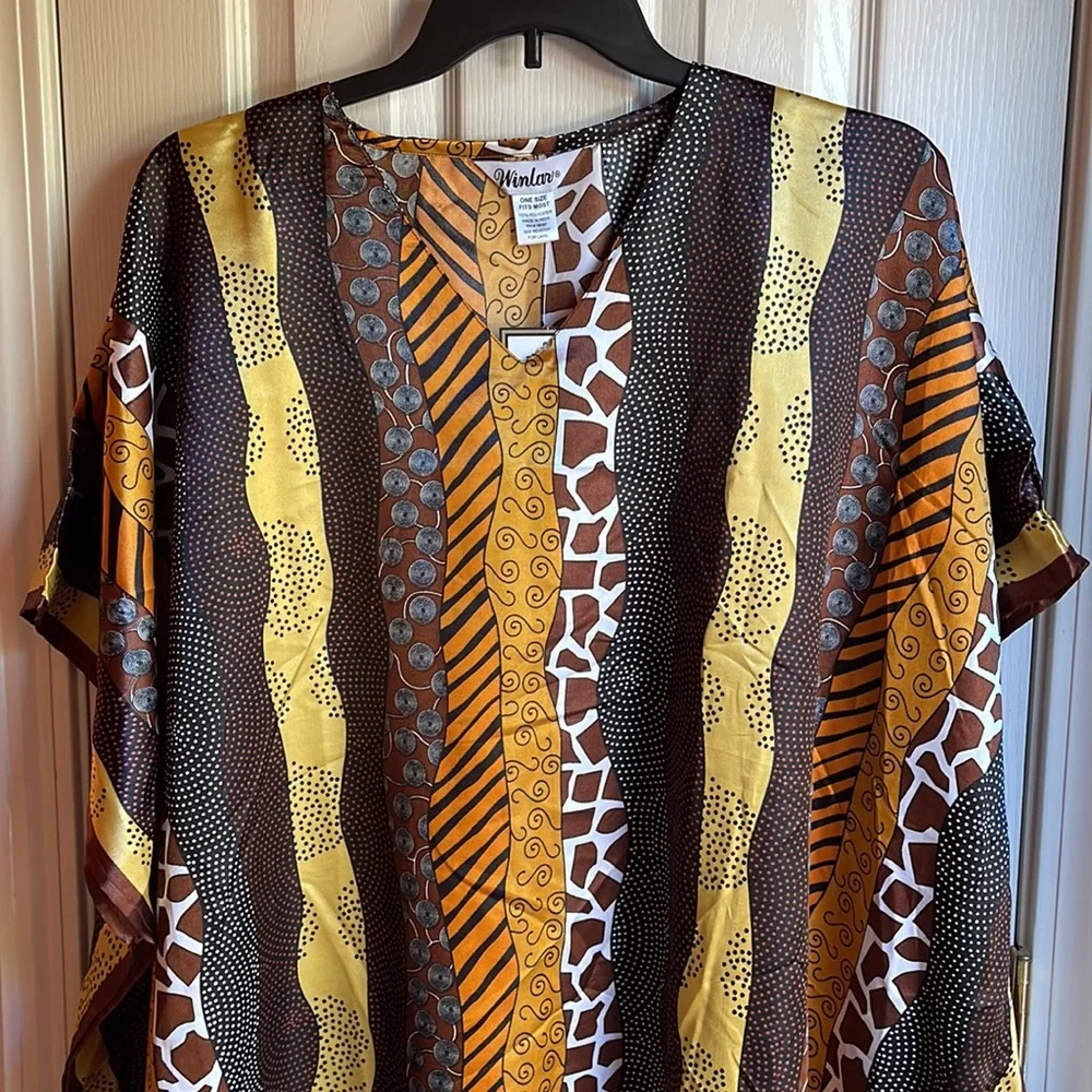 NWT WINLAR SATEEN FEEL VIBRANT DESIGN PRINT FULL LENGTH CAFTAN - Picture 3 of 10